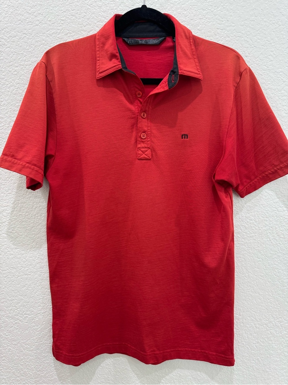 TravisMathew Mens Polo Shirt Red Heather Performance Golf Short Sleeve Size S